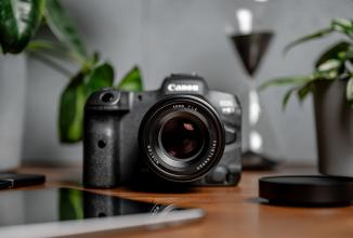 Actual product image Voigtländer Nokton 40mm / 1.2 asph. (Canon RF, full size)