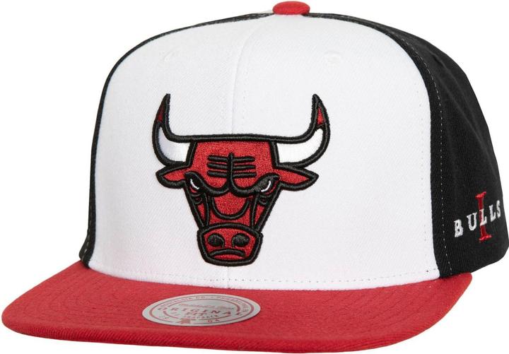 Actual product image Mitchell & Ness Snapback Cap - CORE I Chicago Bulls (One size)