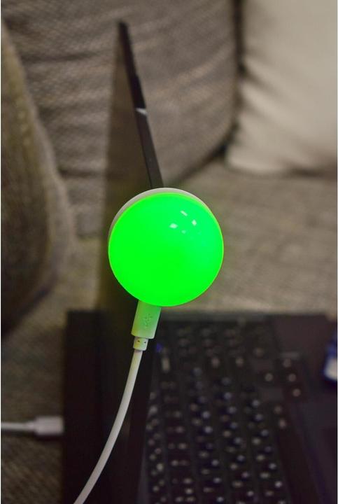 Actual product image Luxafor ORB with 1.5 m USB-A cable