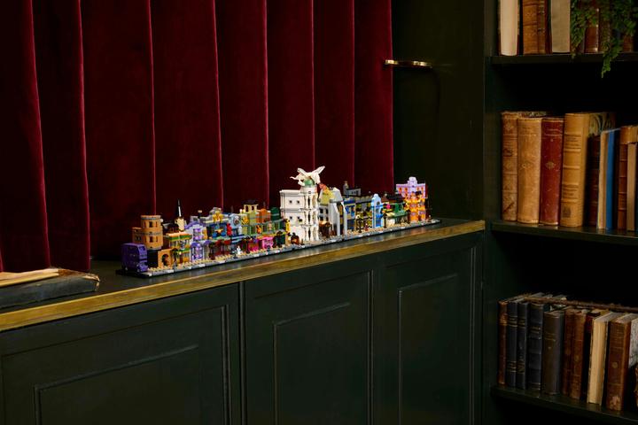 Image du produit LEGO Die Zauberläden der Winkelgasse (76444, LEGO Harry Potter)