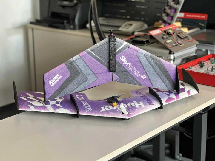 Actual product image Hacker SkyFighter² - purple edition (Aerobatics)