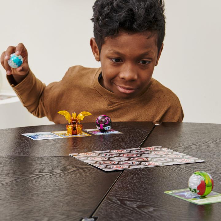 Image du produit Bakugan 2 BakuCores et carte de personnage