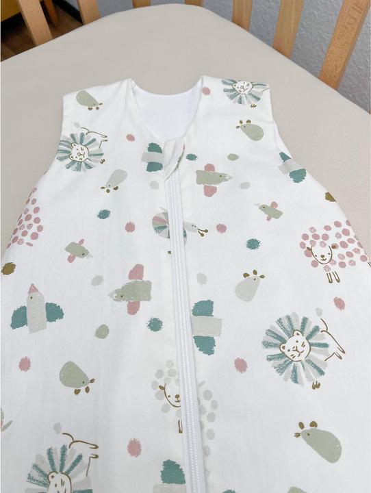 Actual product image Odenwälder Baby summer sleeping bag unpadded Wildlife Green size 90 (90 cm, 0.5 TOG)