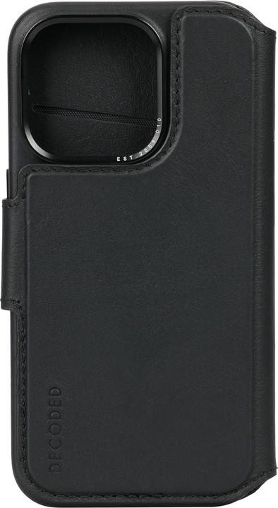Actual product image Decoded Detachable MagSafe Leather Wallet (Apple iPhone 15 Pro)