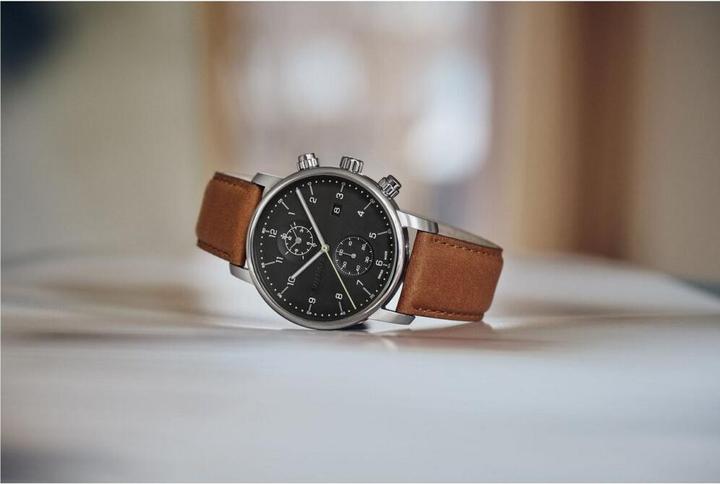 Actual product image Wenger Urban Classic Chrono (Chronograph, 42 mm)