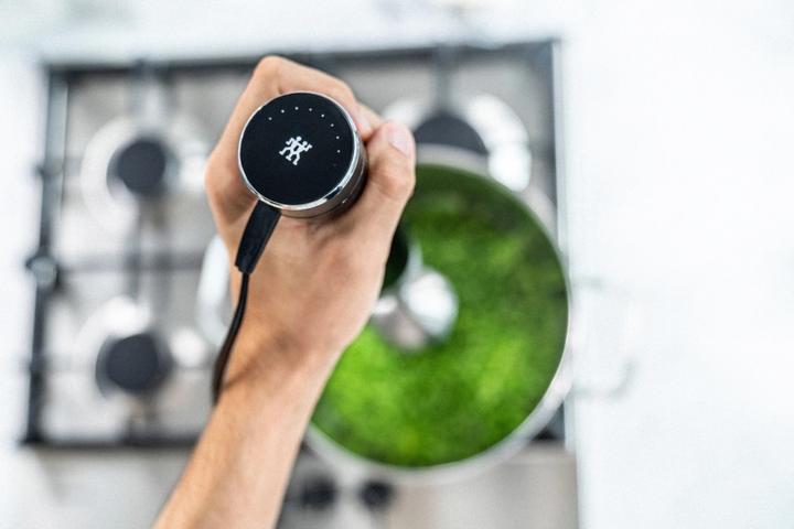 Image du produit Zwilling Enfinigy mixeur plongeant avec gobelet et couvercle à vide noir