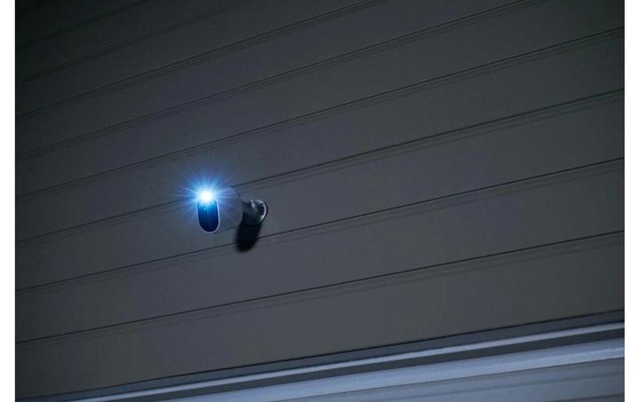 Immagine prodotto Arlo Essential Spotlight, kit 3 telecamere, bianco (1920 x 1080 Pixels)
