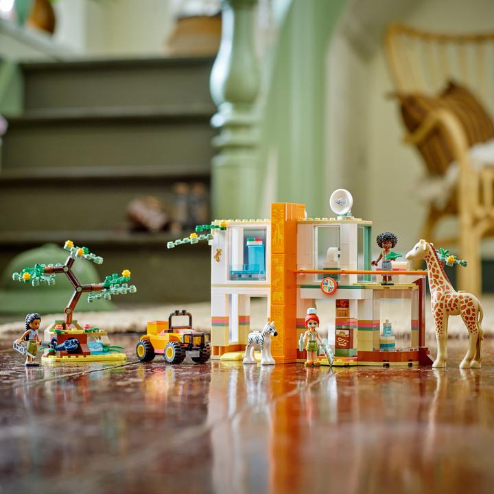 Actual product image LEGO Mia's animal rescue mission (41717, LEGO Friends)
