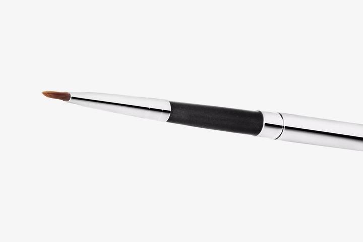 Actual product image MAC Cosmetics 316 Lip Brush (Lips)