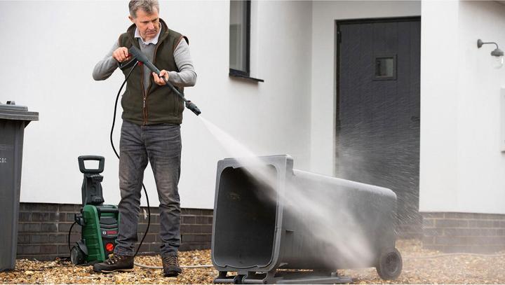 Actual product image Bosch Home & Garden UniversalAquatak 125 (Electrical connection)