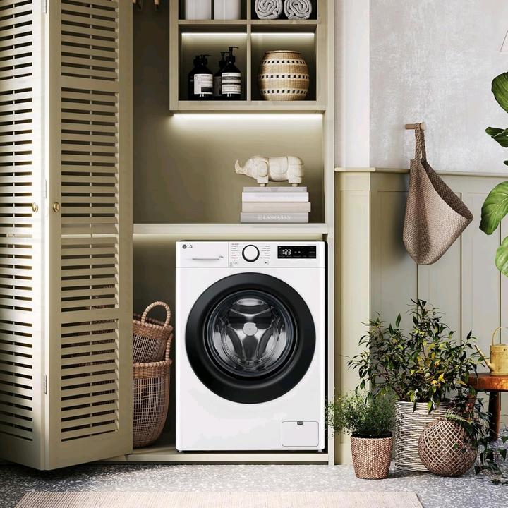 Actual product image LG F2R7S09TSWC Slim 9" front loading washing machine (9 kg, Left)