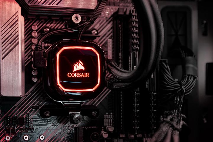 Produktbild Mifcom TEMPEST RTX3060 Ti Ryzen 5 (AMD Ryzen 5 5600X, 16 GB, 1000 GB, GeForce RTX 3060 Ti)