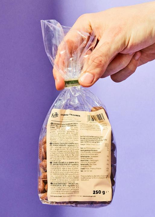 Immagine prodotto KoRo Uva (solforata) con grappa in cioccolato al latte (1 pz., 250 g)