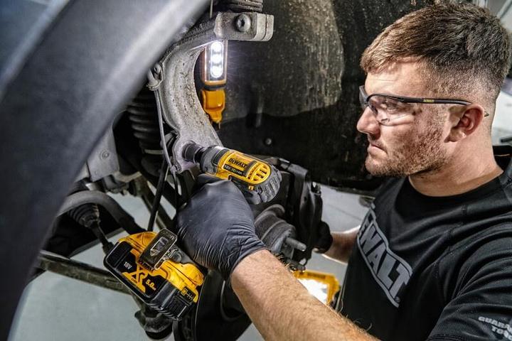 Image du produit DeWalt DCF880N-XJ Clé à chocs sans fil 18V (Fonctionnement sur batterie)