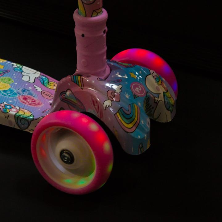 Actual product image Nils Fun Hlb15 Pink LED Kids Scooter