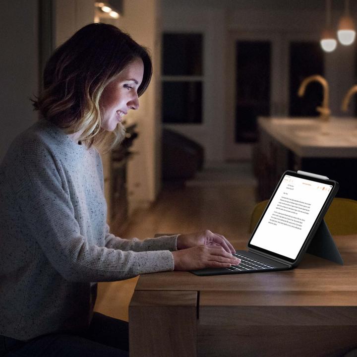 Actual product image Logitech Combo Touch (CH, iPad Pro 12.9 2021 (5th Gen), iPad Pro 12.9 2022 (6th Gen))