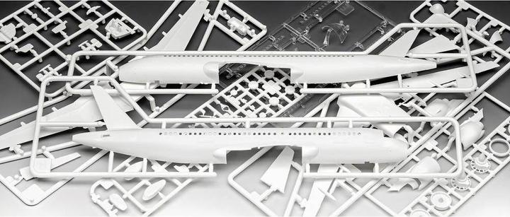 Actual product image Revell 03840 RV 1:144 Airbus A320 neo British Airways flight model kit 1:144