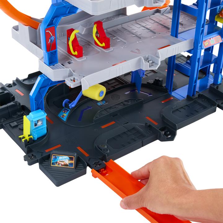 Actual product image Hot Wheels City Mega Garage