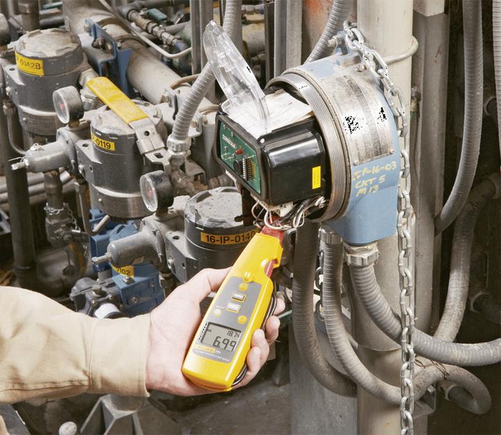 Image du produit Fluke Pince ampèremétrique, multimètre manuel di (CAT II 300V)