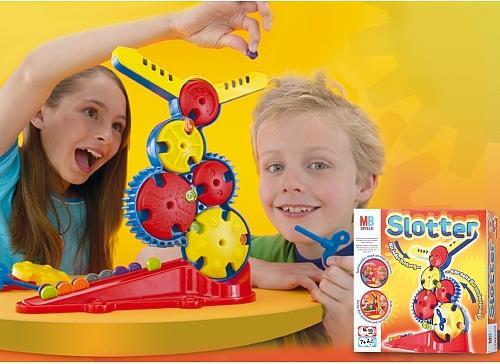 Actual product image Hasbro slotter (German)