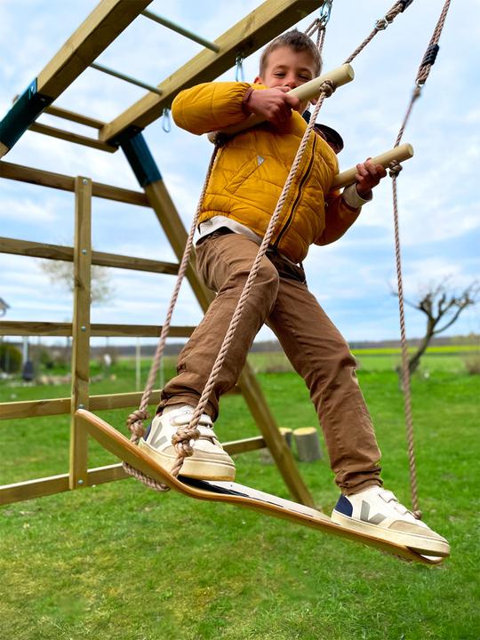 Actual product image small foot Skateboard Swing