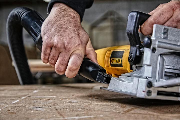 Immagine prodotto DeWalt DW682K