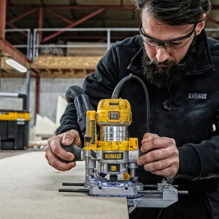 Actual product image DeWalt D26204K