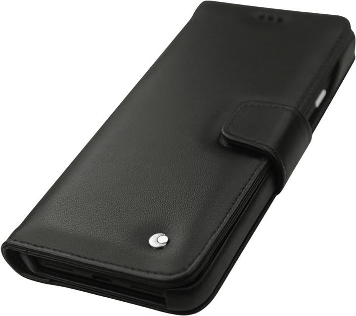 Actual product image Noreve Leather case wallet (Google Pixel 5)