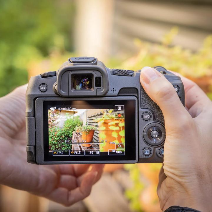 Produktbild Canon EOS R8 (24.20 Mpx, Vollformat)
