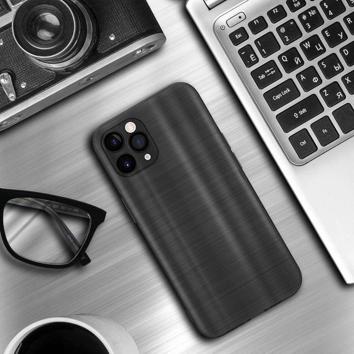 Produktbild Cadorabo Hülle für Apple iPhone 11 PRO im TPU Brushed Kameraschutz LM160 Style (Apple iPhone 11 Pro)