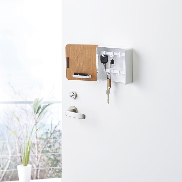 Actual product image Yamazaki Magnetic key box RIN (16 x 6 x 16 cm)