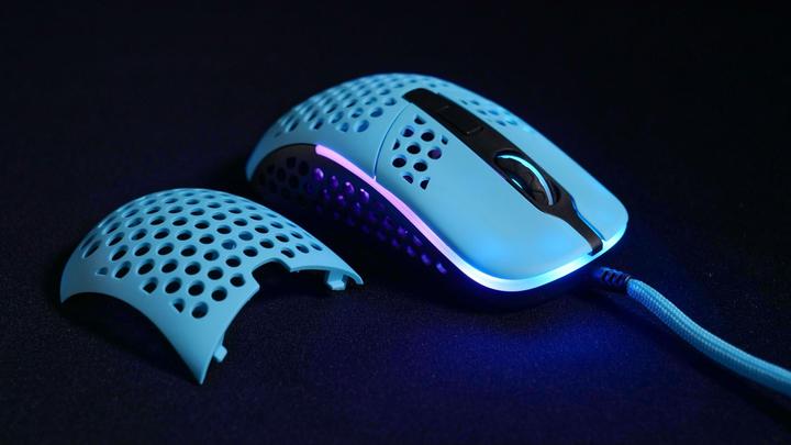 Actual product image CHERRY xtrfy M42 (Cable)