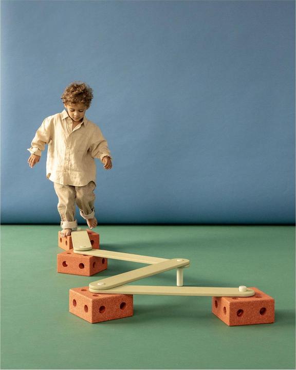 Actual product image Modu Balance Track