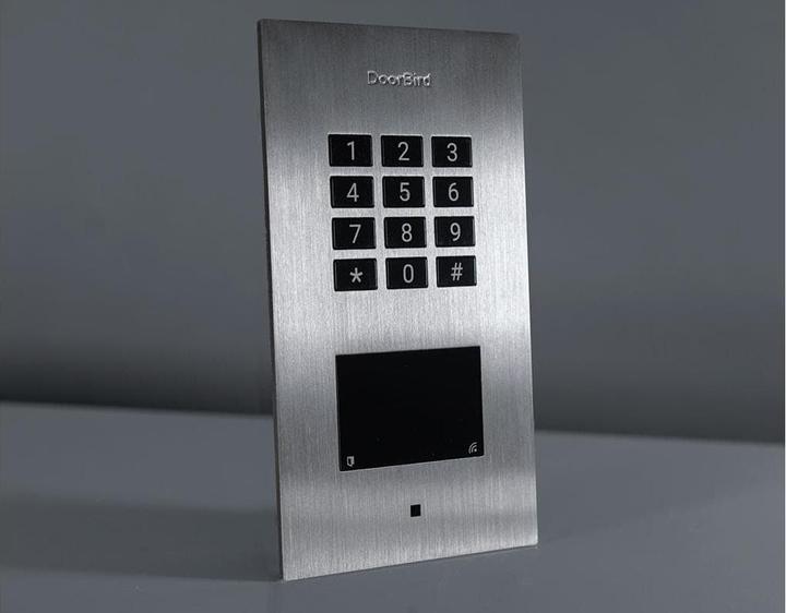 Actual product image Doorbird A1121 flush-mounted (Key card)