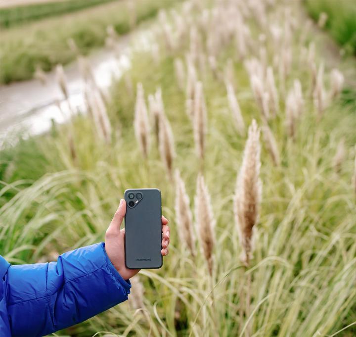 Produktbild Fairphone 4 (128 GB, Grey, 6.30", SIM + eSIM, 48 Mpx, 5G)