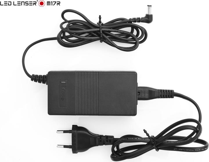 Produktbild Ledlenser M17r (30 cm, 850 lm)