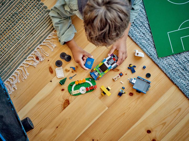 Produktbild LEGO Mobiles Polizeihunde-Training (60369, LEGO City)