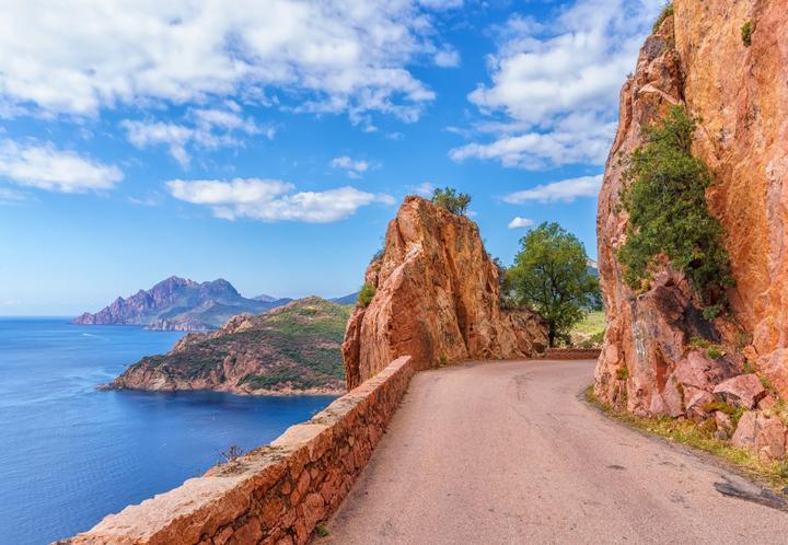 Immagine prodotto Bluebird Puzzle 1000 pezzi Route dans les Calanques de Piana, Corse (1000 pezzi)