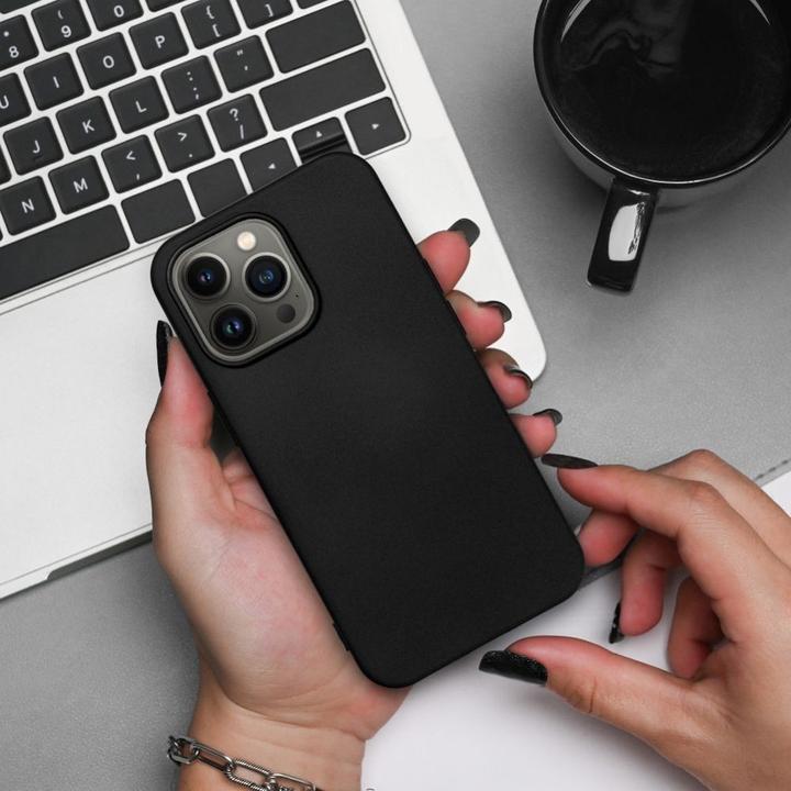 Actual product image Partner Telecom Back panel cover OEM SILICONE case for IPHONE 7 black (Apple iPhone 7)