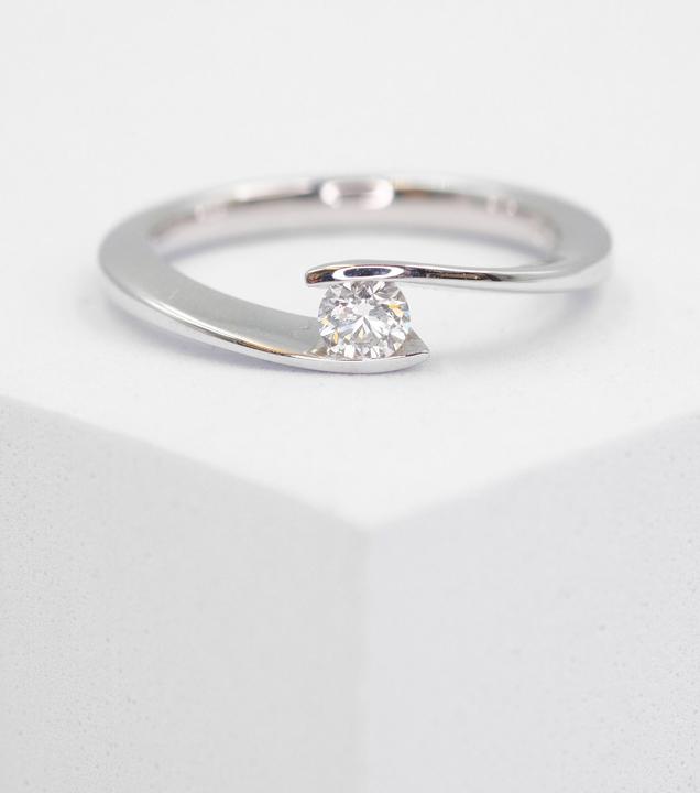 Actual product image Muau Solitaire (56, 750/18 K Gold)