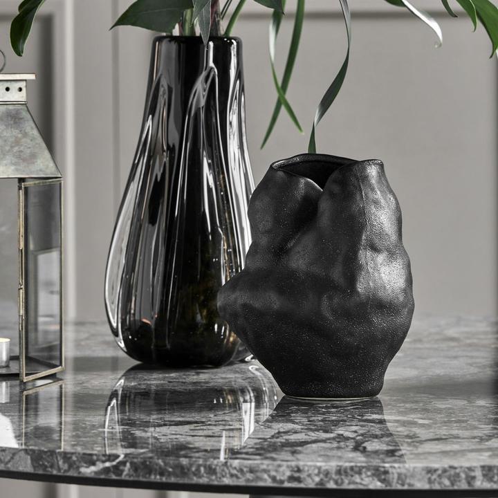 Actual product image House Doctor Vase, HDFomu, black (1 x, 20 x 15.5 cm)
