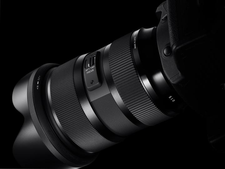 Produktbild Sigma 24-35mm f/2.0 DG HSM ART, Canon EF (Canon EF-S, Canon EF, Vollformat)
