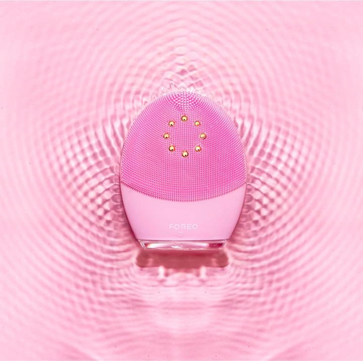Produktbild Foreo LUNAâ„¢ 3 plus Thermo-Gesichtsreinigungsgerät mit Mikrostrom für normale Haut Luna