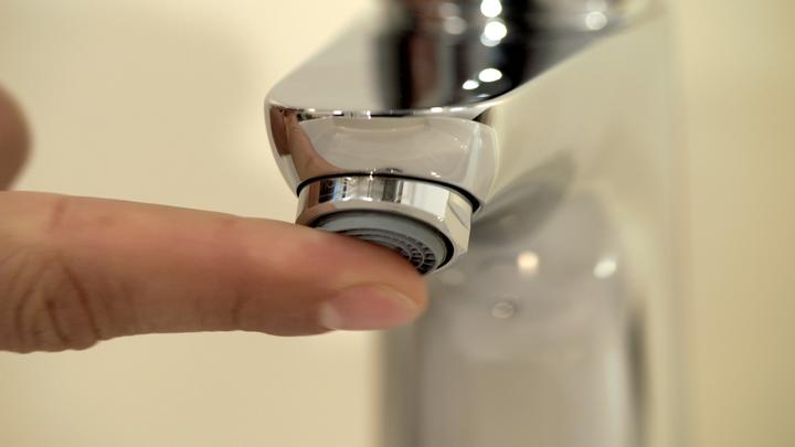 Produktbild hansgrohe Focus Einhebel-Waschtischarmatur 70 mit Zugstangen-Ablaufgarnitur