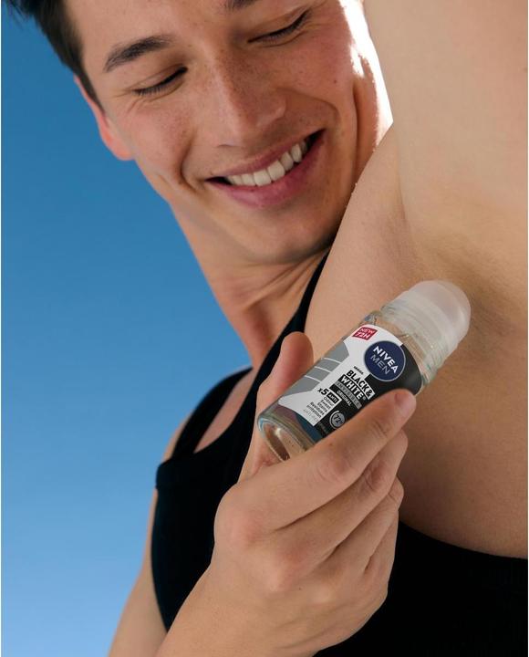 Productafbeelding NIVEA MEN Black & White Invisible Original (Rol op, 50 ml)
