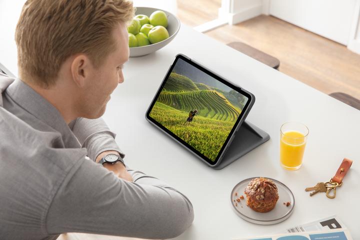 Produktbild Logitech Folio Touch (CH, iPad Air 2020 (4. Gen), iPad Air 2022 (5. Gen))