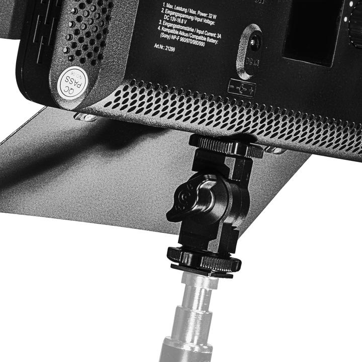 Actual product image Walimex Daylight Set1 A (Video light, Studio light, Surface luminaire)