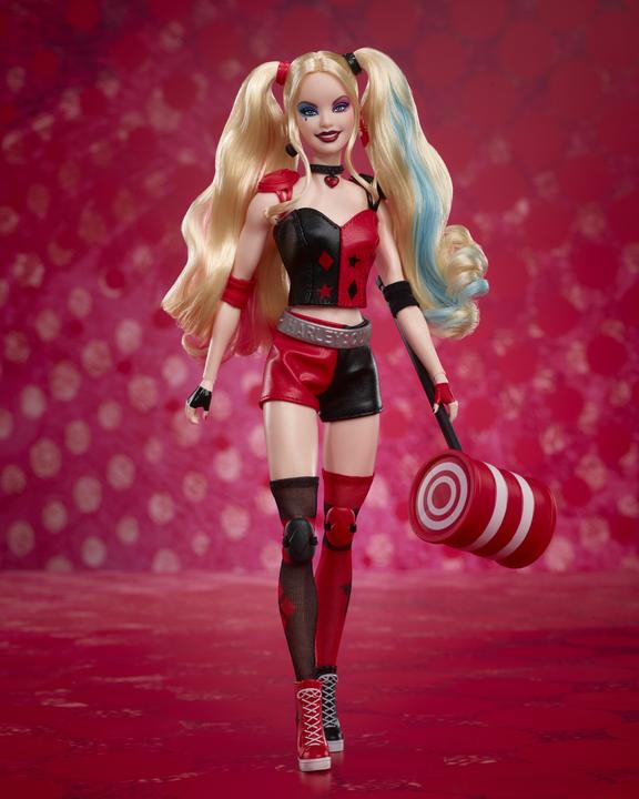 Productafbeelding Barbie Signature Harley Quinn Sammlerpuppe mit beweglichem Körper, ikonischem Outfit und Schlägel