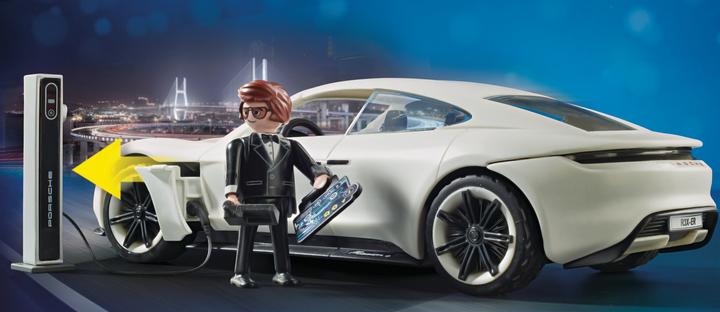 Actual product image Playmobil Rex Dasher's Porsche Mission E (70078)