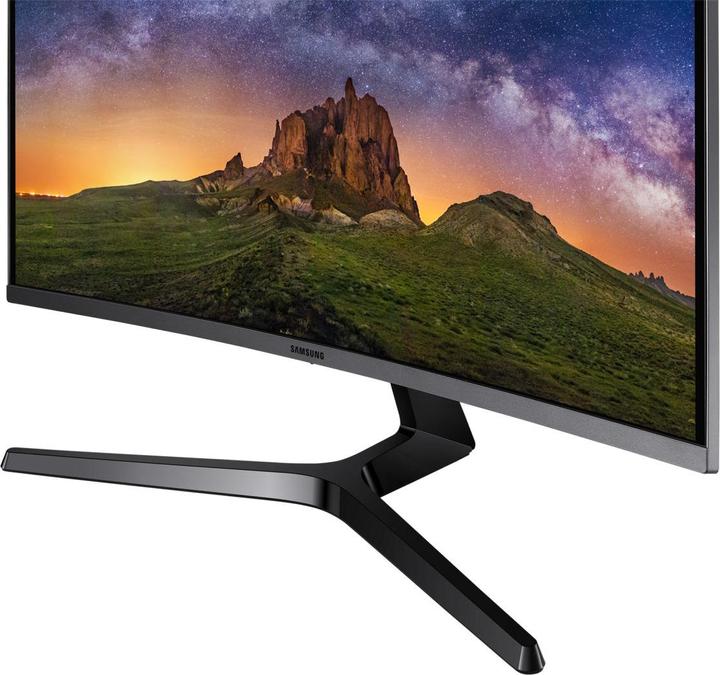 Actual product image Samsung LC32JG50QQUXEN (2560 x 1440 pixels, 32")